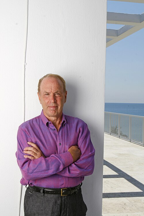 Laurence Leamer