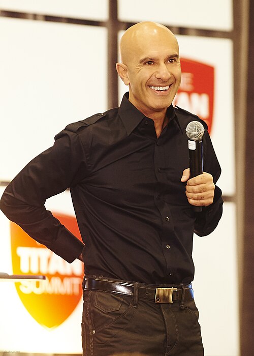 Robin S. Sharma